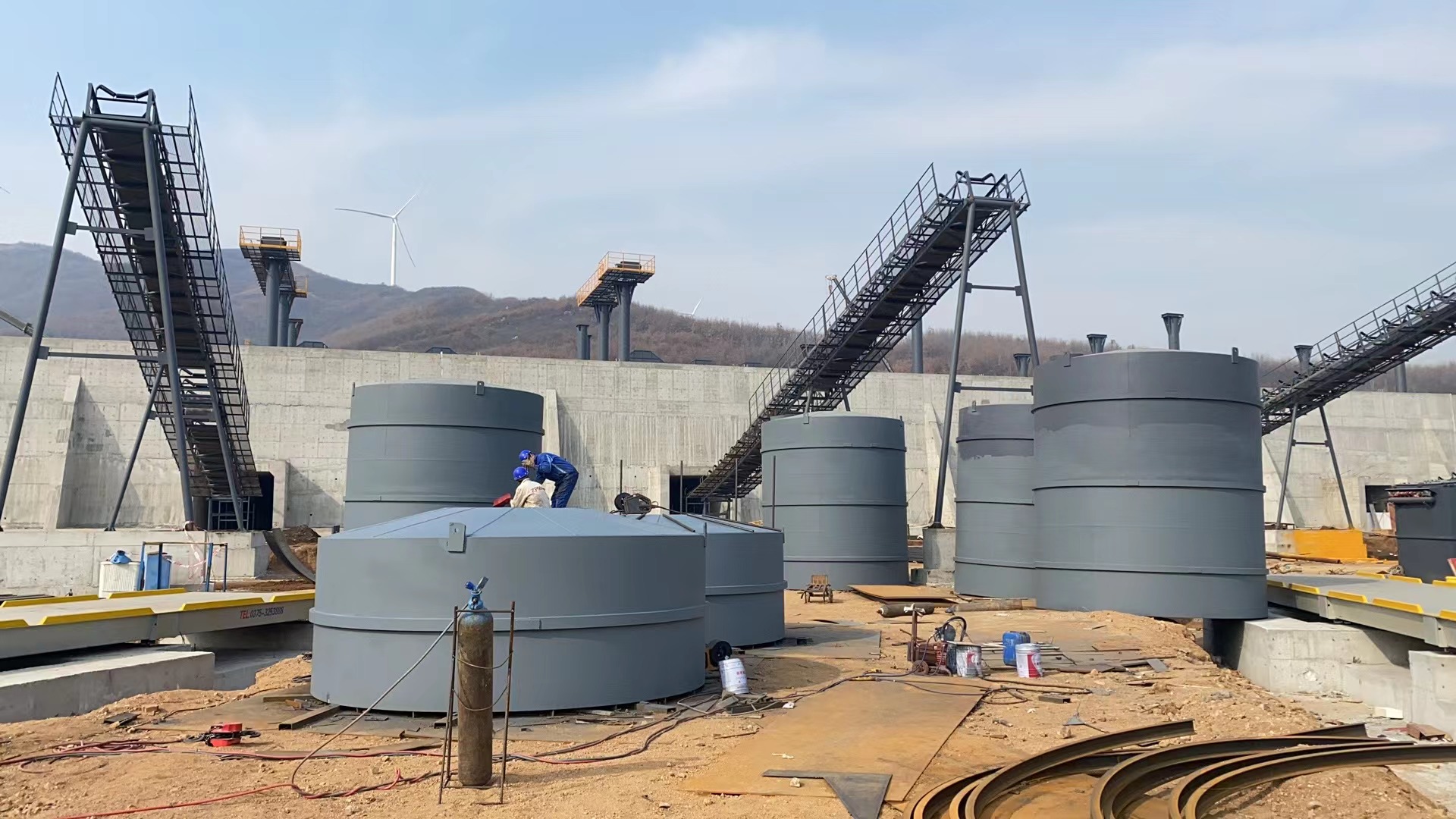 阿克苏骨料钢板仓河南项目大型骨料仓生产线进度